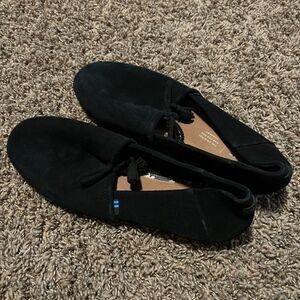 Toms Black Suede with Ties Shoes Size 8.5